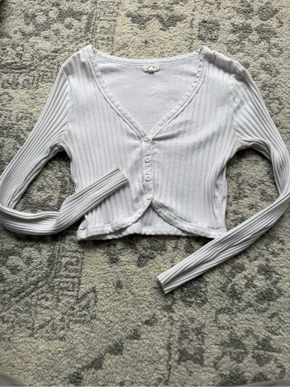 Lightweight Ribbed V-Neck Button Crop Top - White